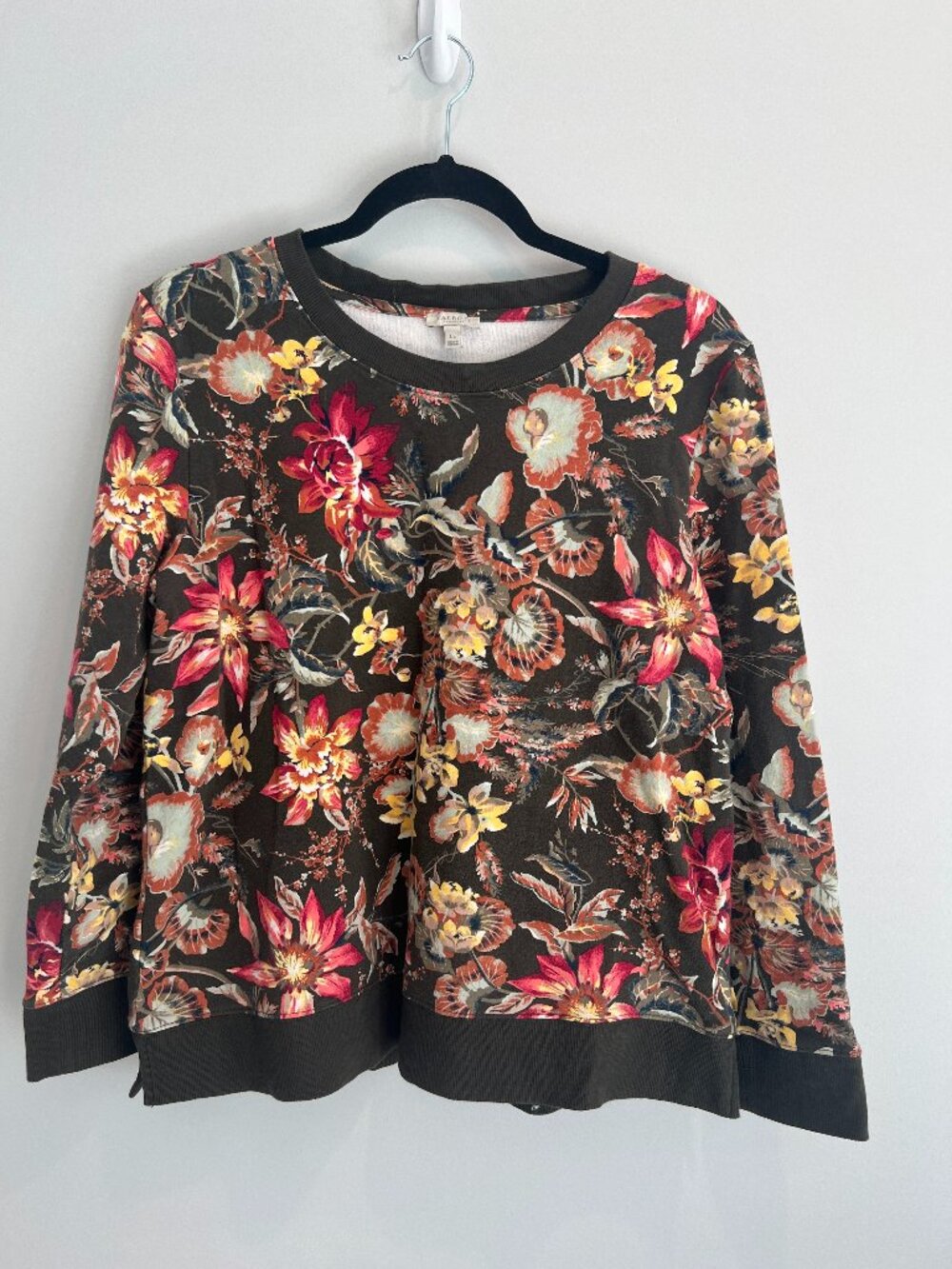 Talbots Olive Green Floral Crewneck Sweatshirt Size Petite Large PL